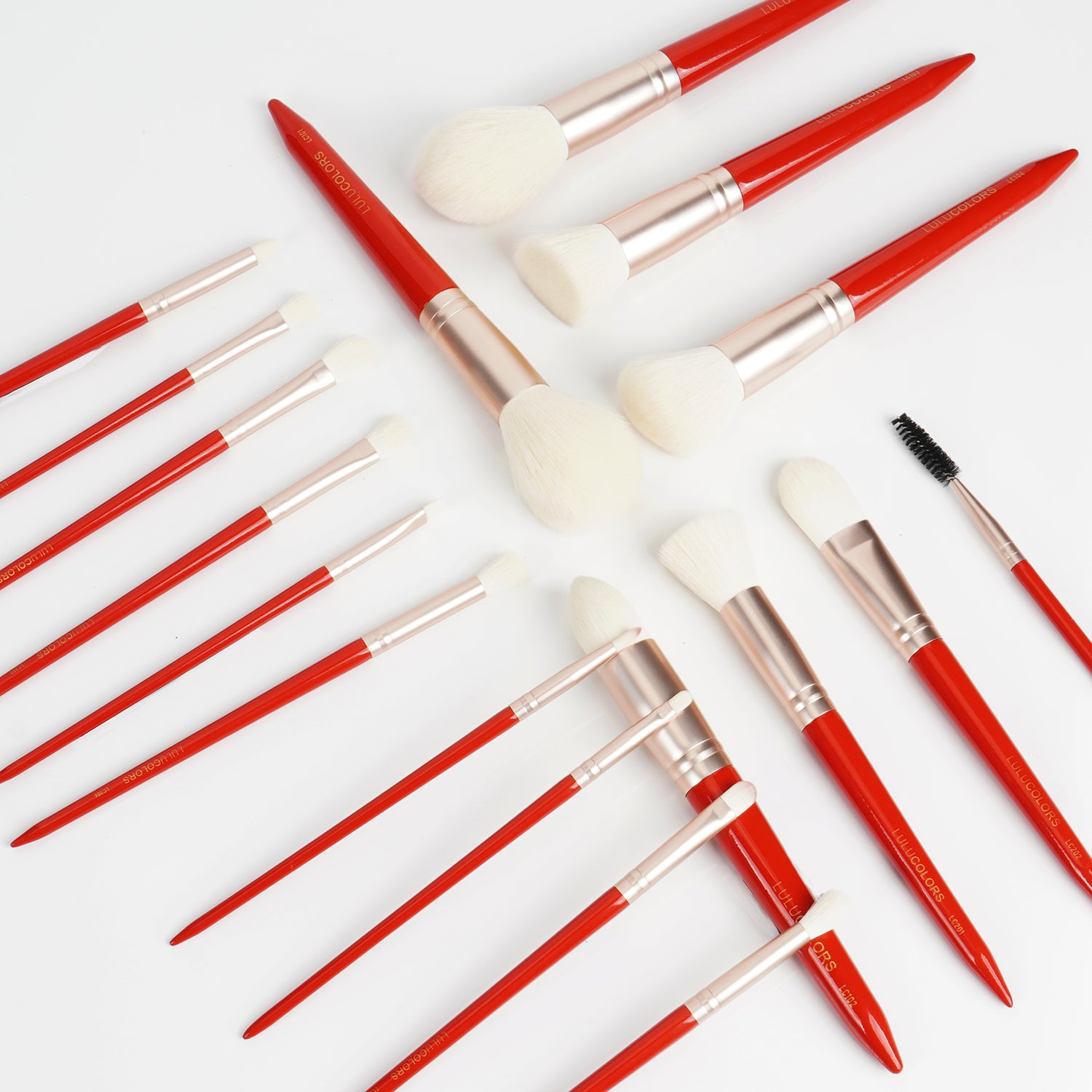 LULUCOLORS 18 PCS Red wooden handle with pointed tail Make-up Brush Set